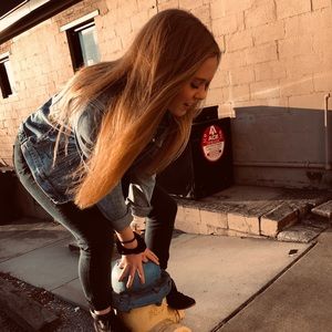 Meet your Posher, Marilyn